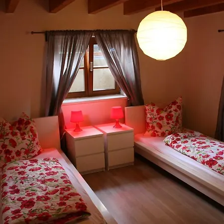 Ferienwohnung Lola Apartman